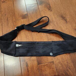 Lululemon fast and free running belt